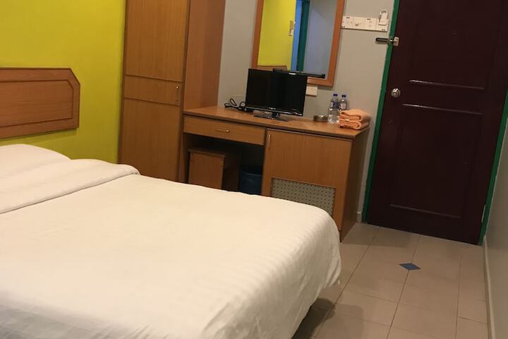 Room 10 of 47