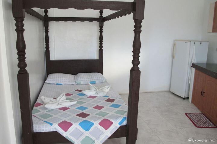 Room 9 of 46