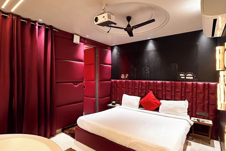Room 44 of 149