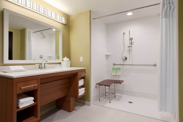 Bathroom shower
