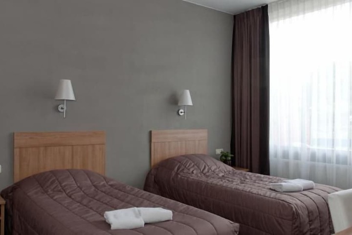 Room 15 of 35