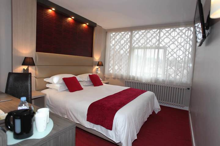 Room 10 of 62