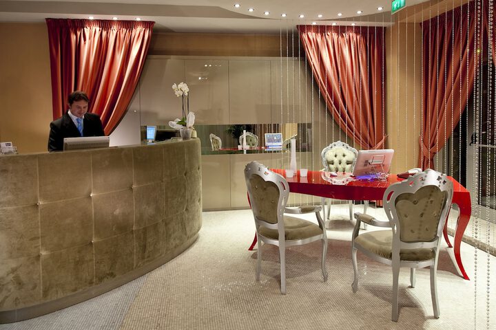 Hotel Lobby