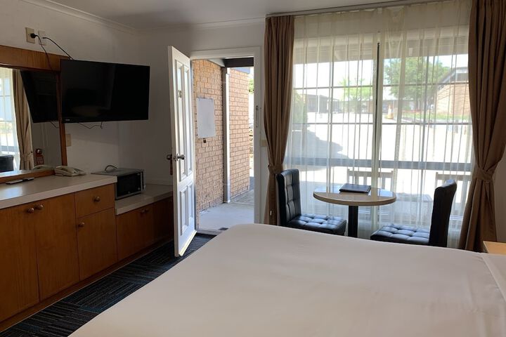 Room 21 of 44