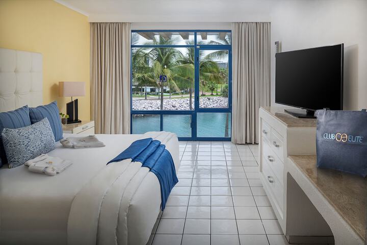 Room 21 of 118