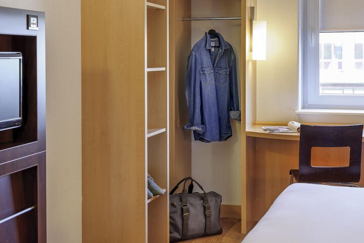 Room 12 of 55