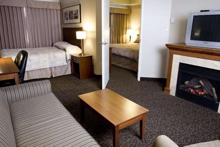Room 14 of 24