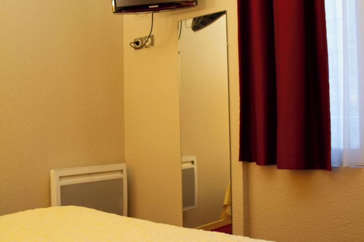 Room 14 of 29