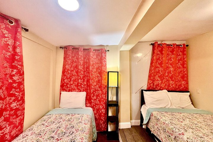 Room 14 of 22
