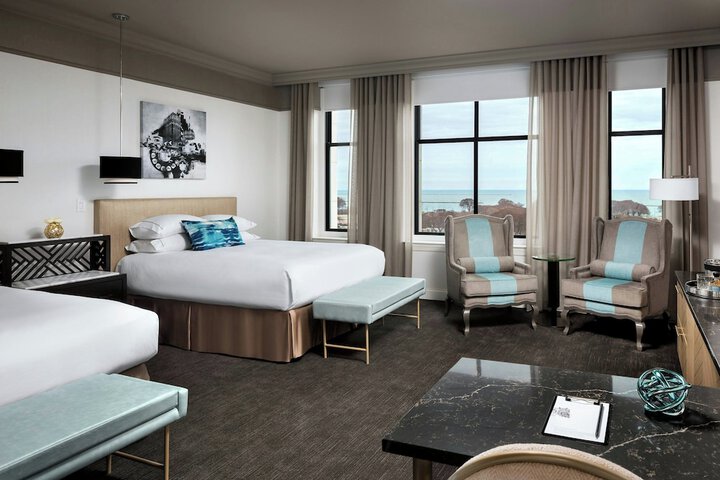 2 Queen Beds (3 of 6)