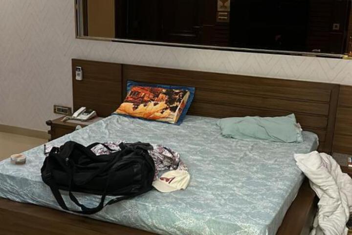 The Shine Hotel Inn