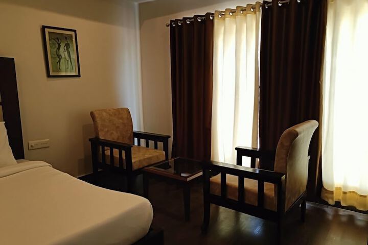 Room 7 of 19
