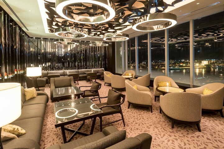 Lounge 102 of 130