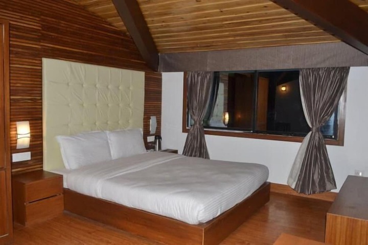 Room 5 of 34