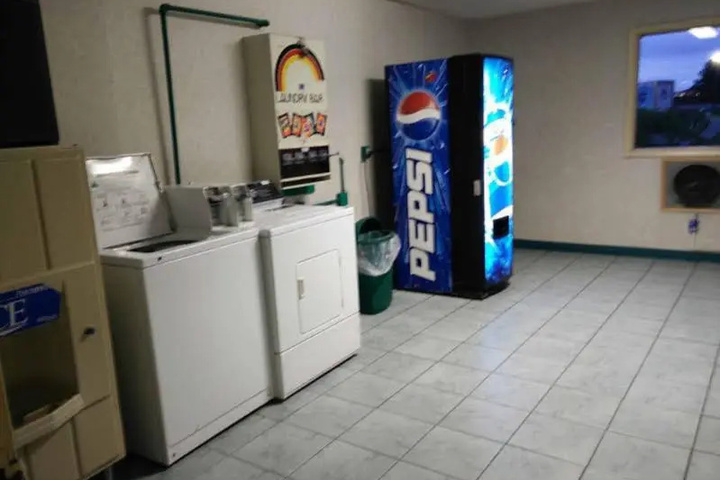 Room 14 of 20