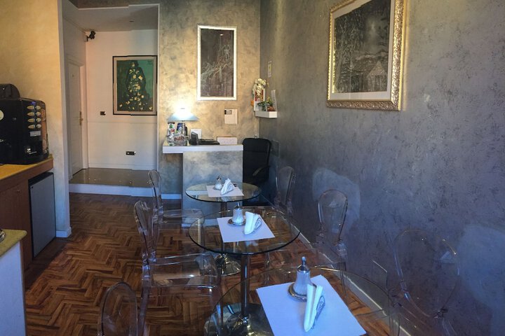 Breakfast/Coffee Service 18 of 28
