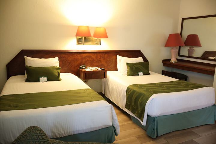 Room 15 of 39