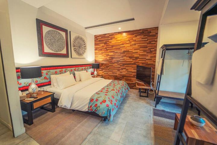 Room 40 of 283