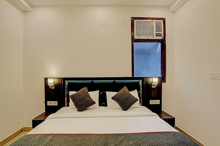 Room 3 of 29