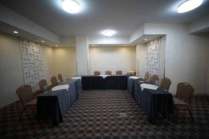 Ballroom/Hall 146 of 163