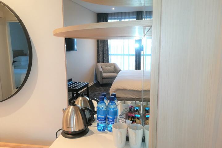 Room 20 of 76