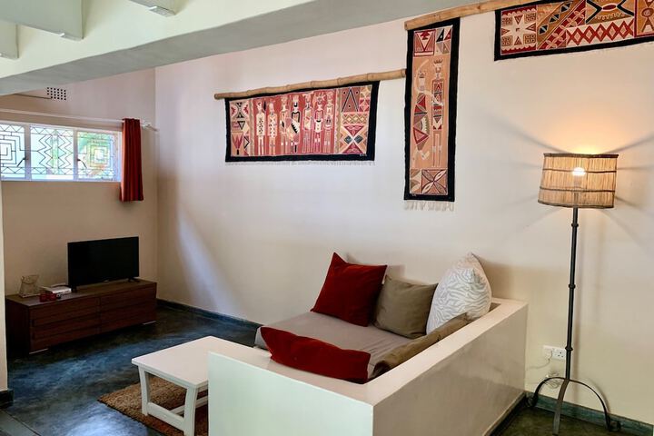 Room 16 of 38
