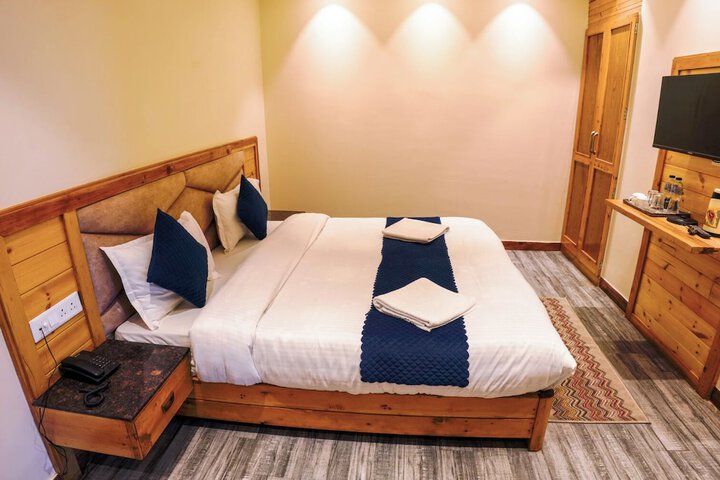 Room 15 of 46