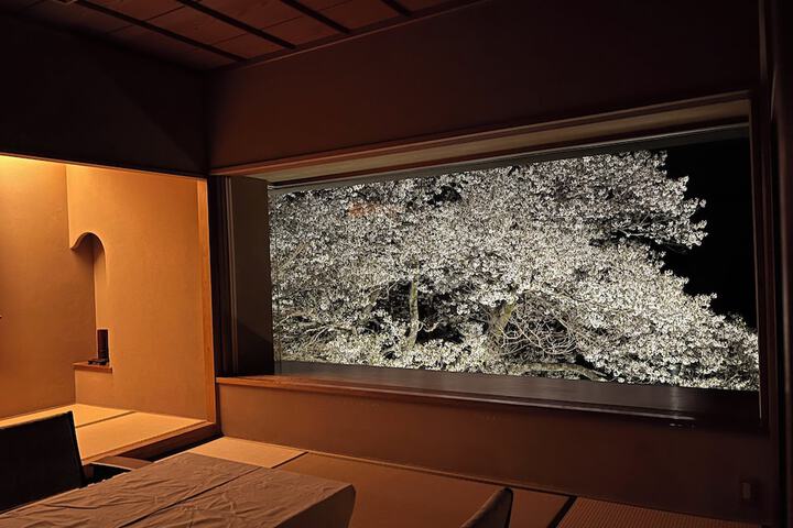 Room 26 of 121