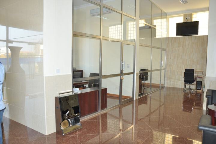Business Center 30 of 40