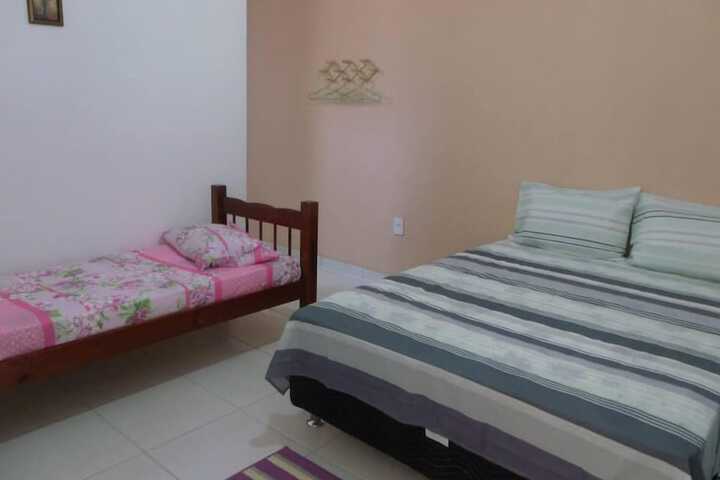 Room 6 of 48