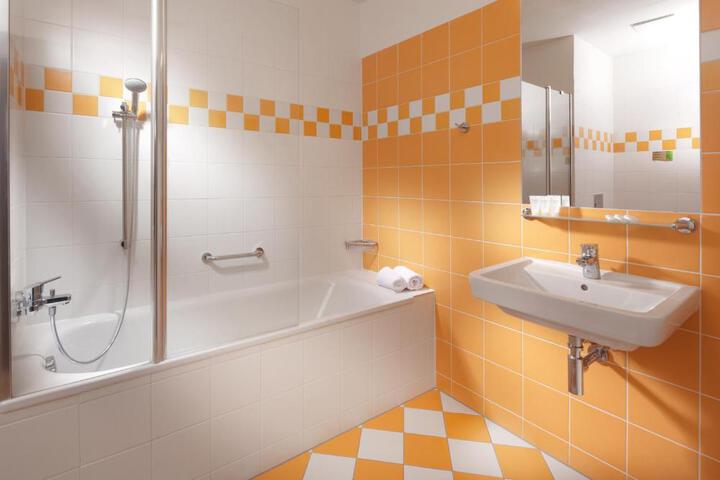 Room 15 of 23