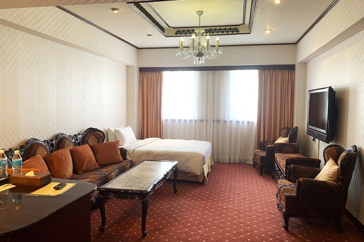 Room 35 of 56