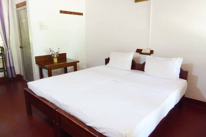 Room 25 of 75