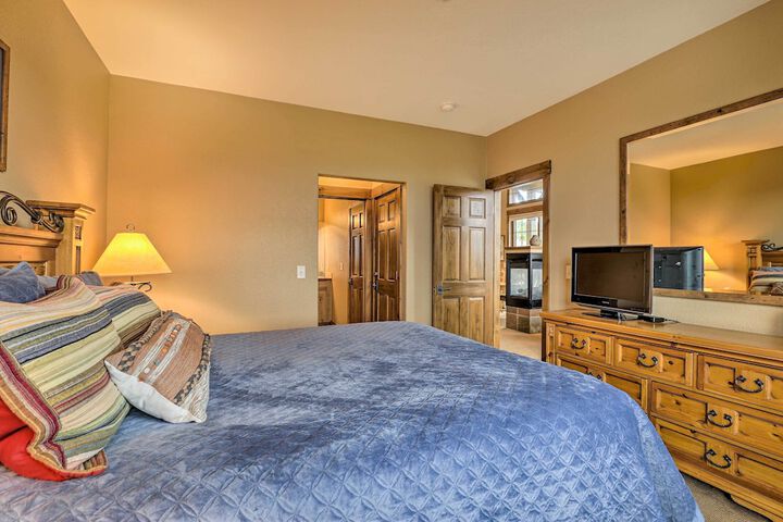 Room 2 of 27