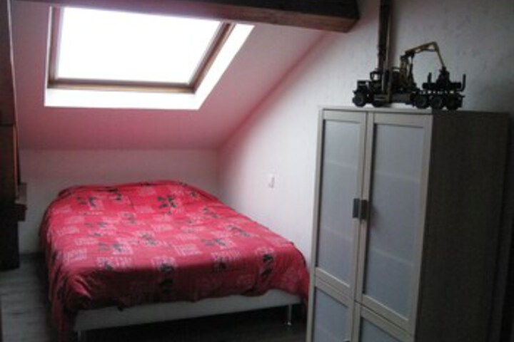 Room 33 of 39