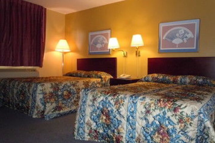 Room 5 of 24