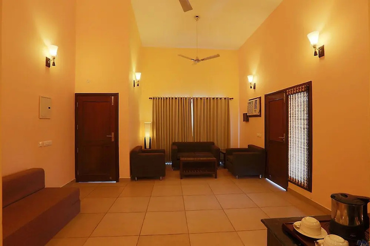 Room 3 of 12