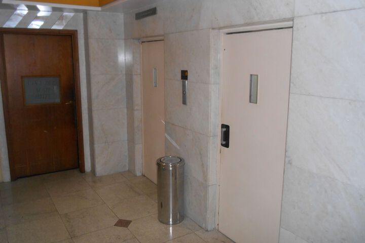 Ballroom/Hall 38 of 41