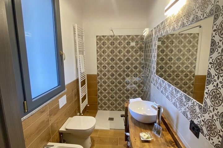 Room 8 of 41