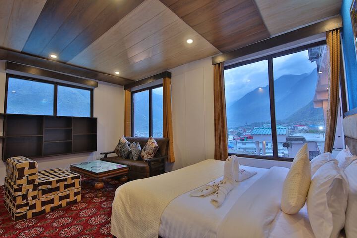 Room 20 of 37