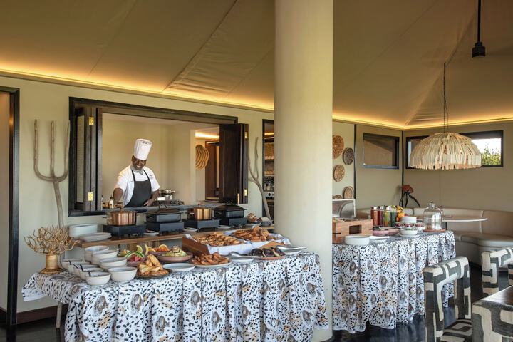 Breakfast/Coffee Service 31 of 43