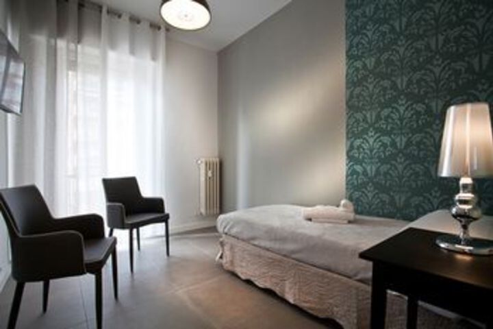 Room 21 of 36