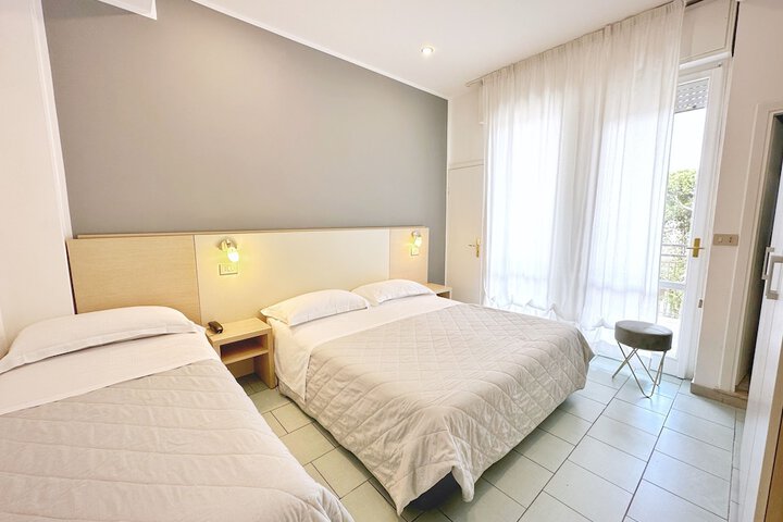 Room 30 of 121