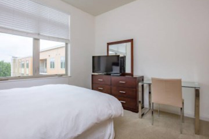 Suite 15 of 39