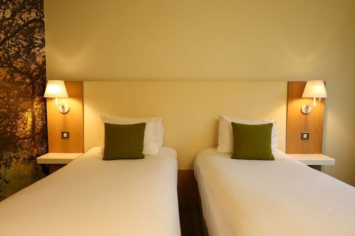Room 20 of 53
