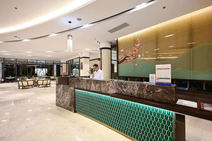 Hotel Interior 6 of 138