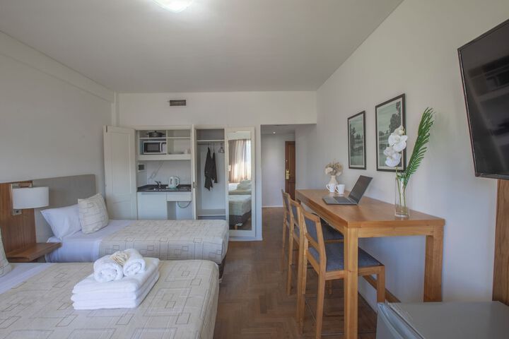 Room 8 of 21