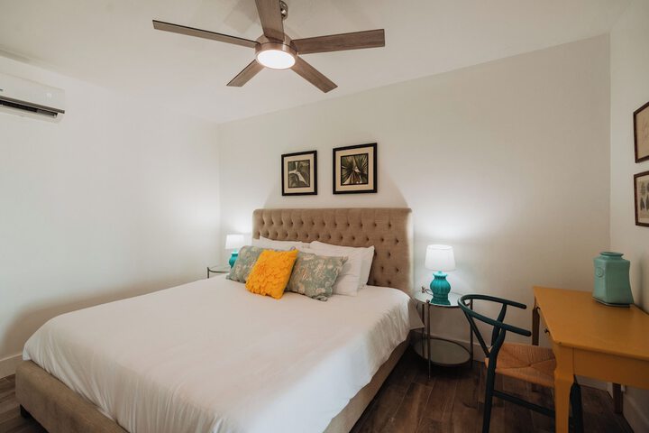 Room 52 of 129