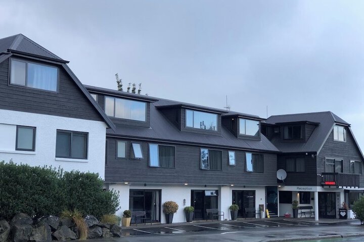 Hotel 70 of 77
