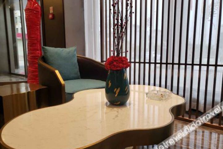 Hotel Interior 9 of 18